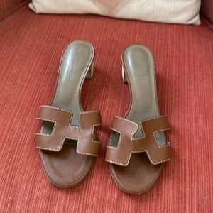 Hermes women’s sandals.